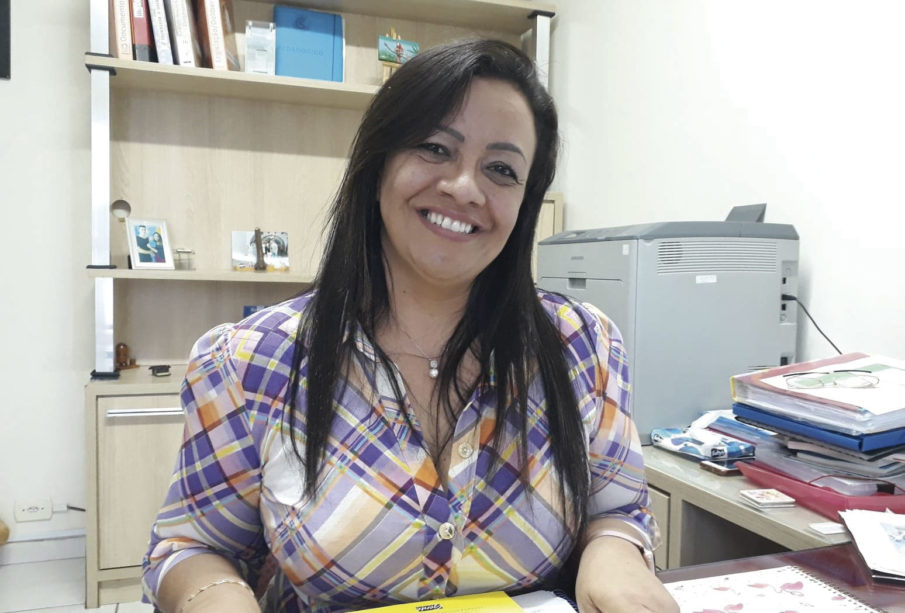 Colégio Souza Gouveia promove palestra orientando os pais